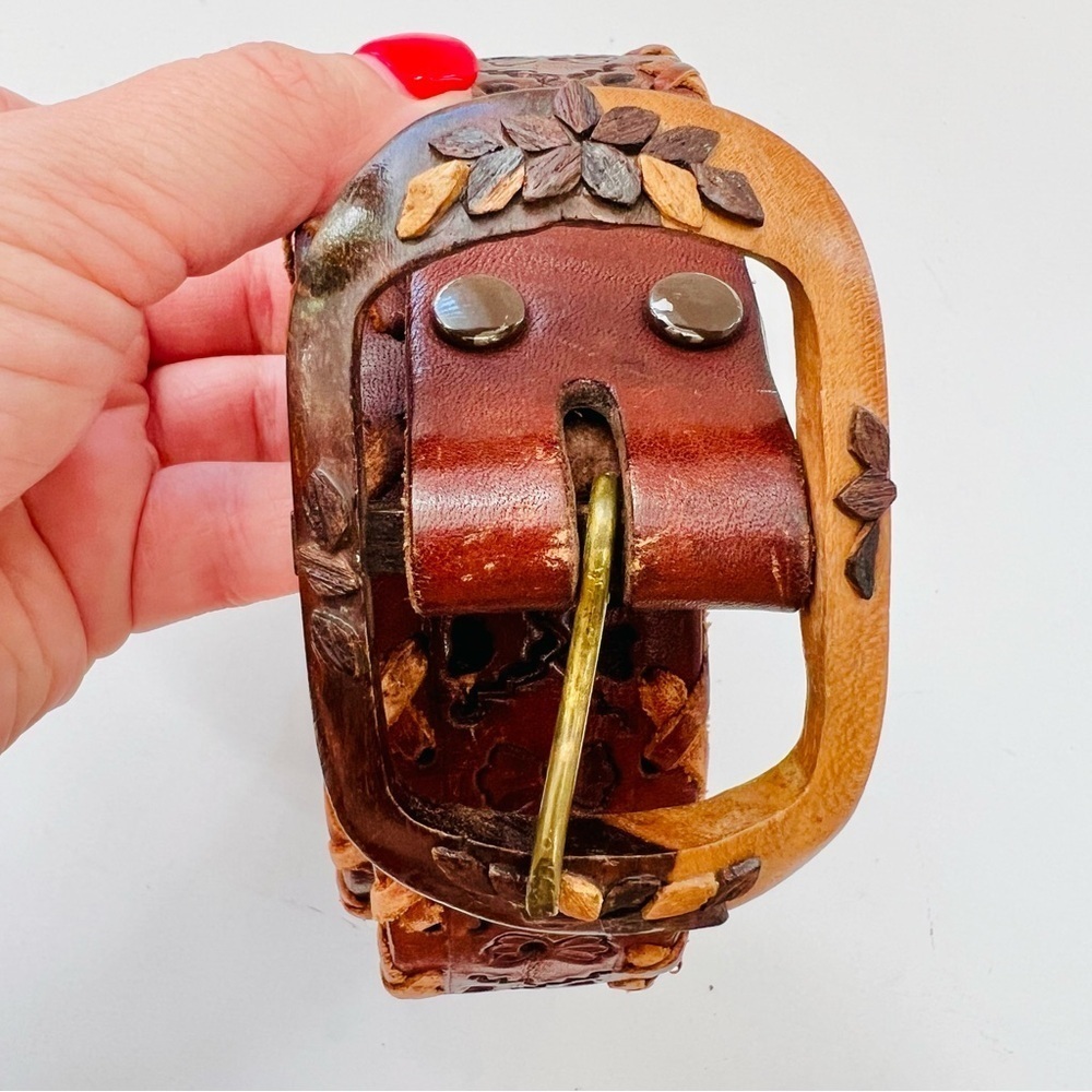 Hand made in Mexico embossed leather belt - Picture 3 of 7